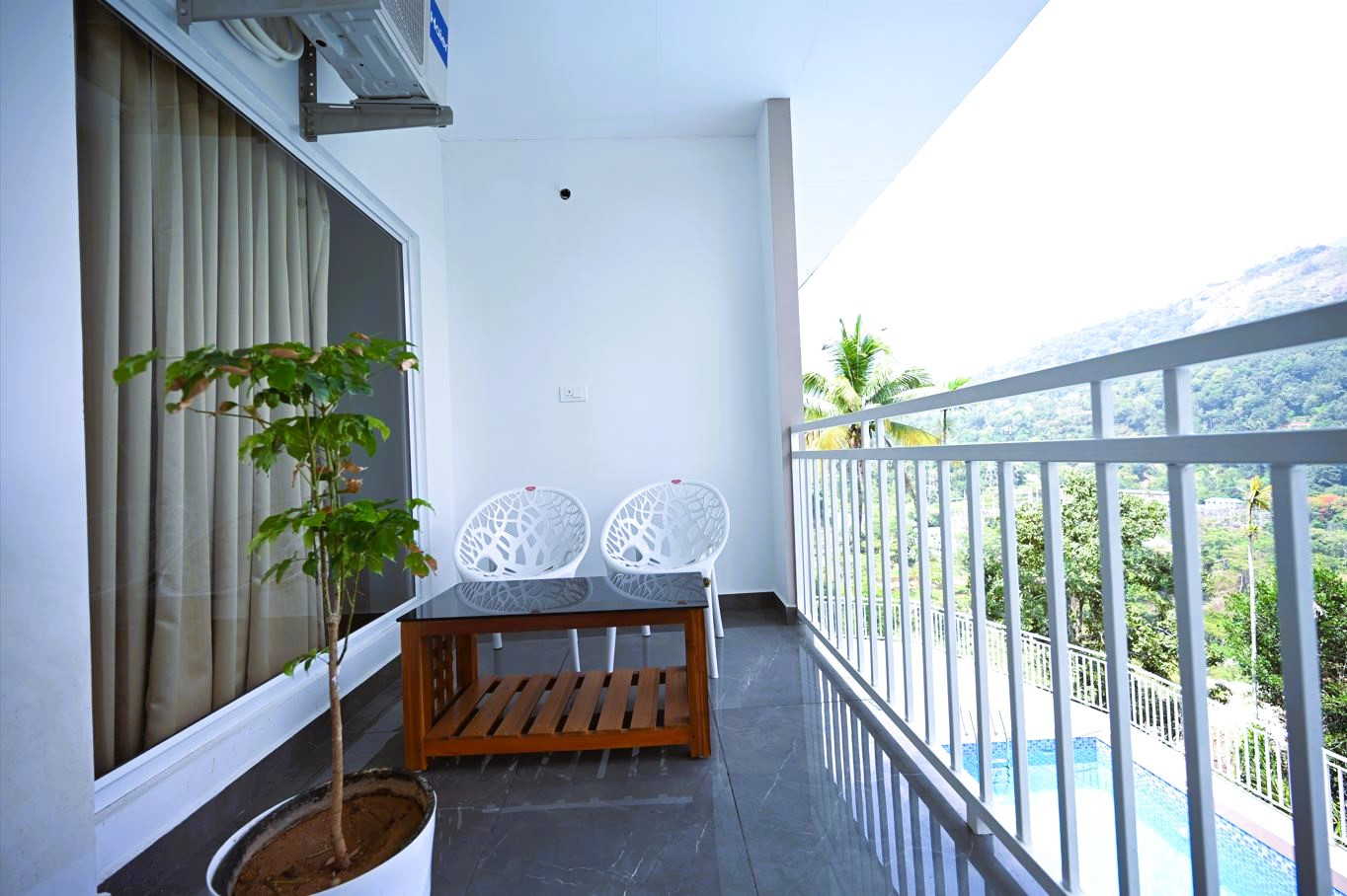 Anachal hotel guest room